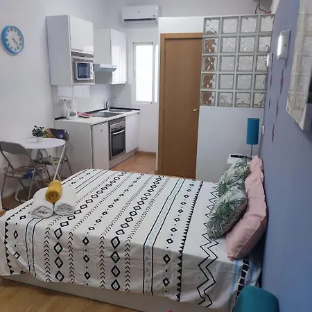 Appartamento Loft Puerta De Sol Madrid Esterno foto